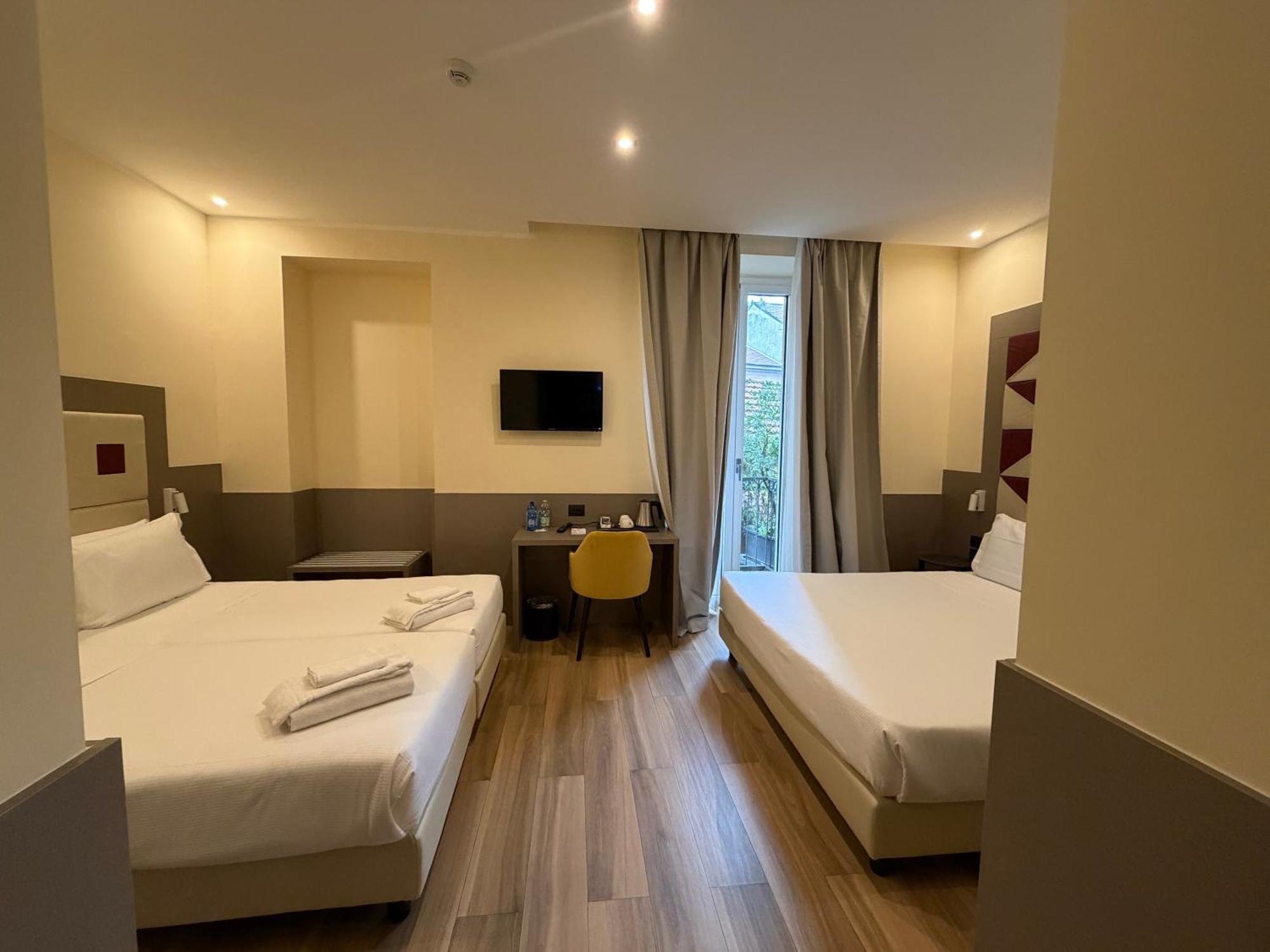 Jr Hotels Bocconi Milano, Milan